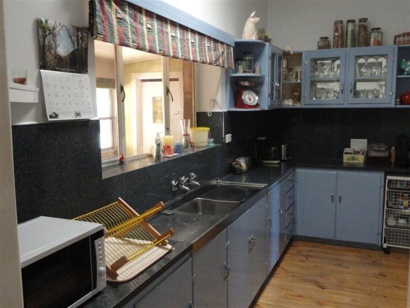 23 Nott St, Melrose SA 5483