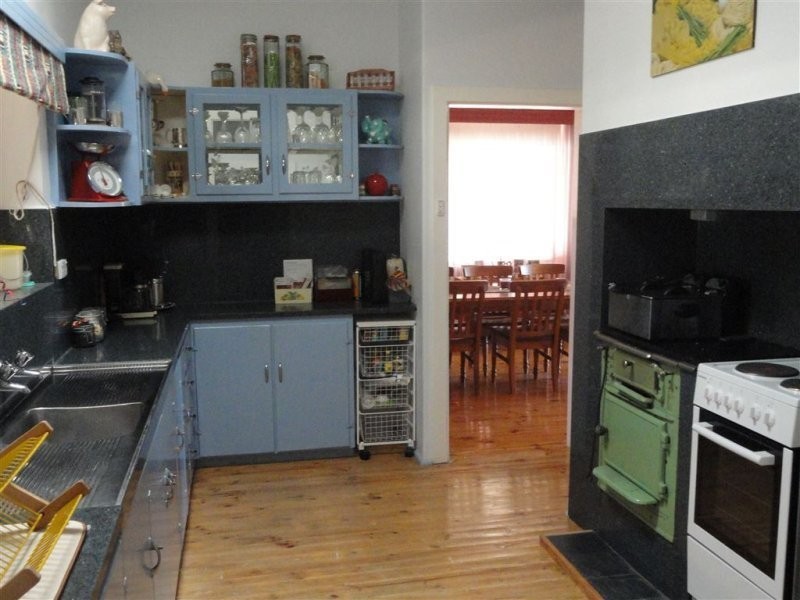 23 Nott St, Melrose SA 5483