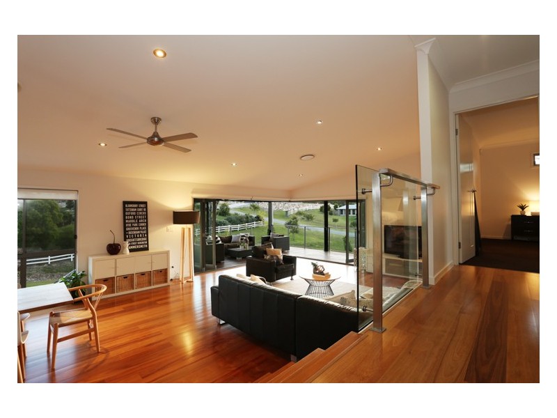 28  Huntington Drive, Maudsland QLD 4210