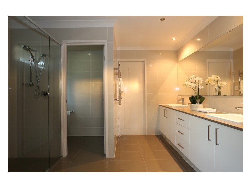 28  Huntington Drive, Maudsland QLD 4210