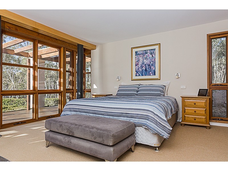 132 Goolabri Drive, Sutton NSW 2620