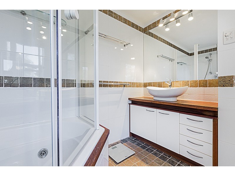 132 Goolabri Drive, Sutton NSW 2620