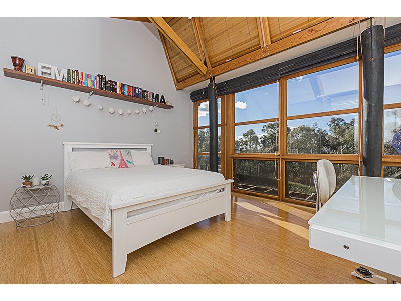 132 Goolabri Drive, Sutton NSW 2620