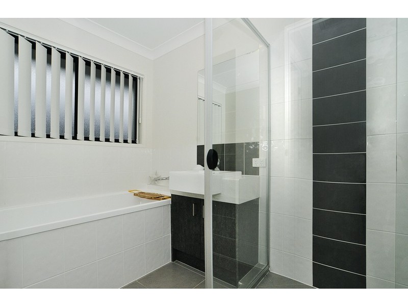 42 Expedition Drive, North Lakes QLD 4509