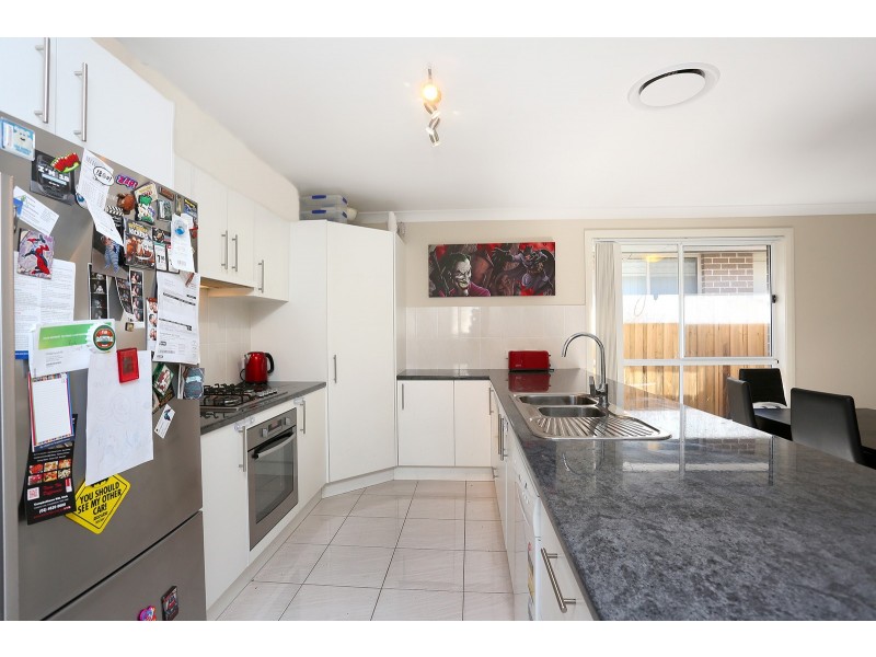 13 Grampian Avenue, Minto NSW 2566