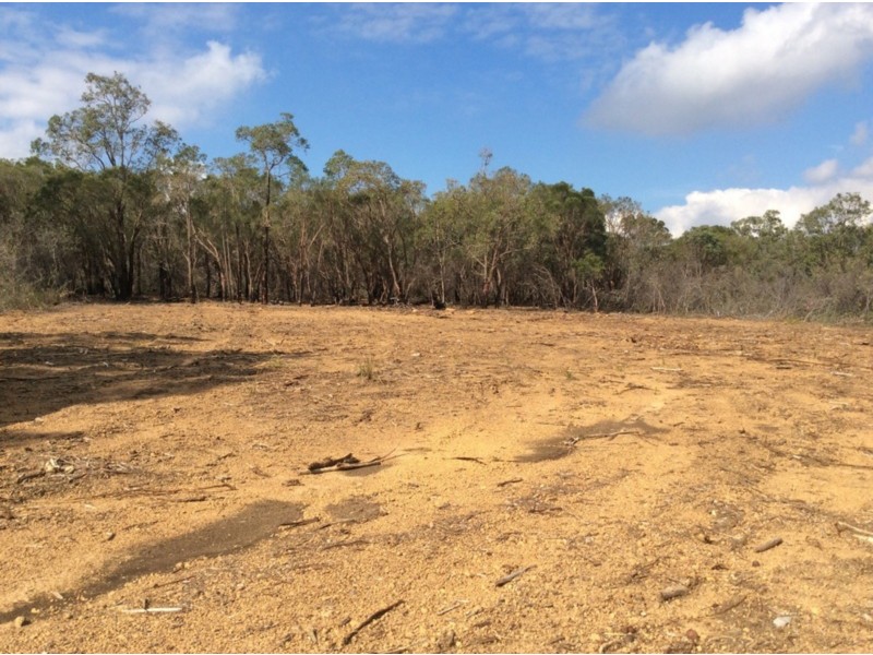 Lot 215 Connemara Drive, Brigadoon WA 6069