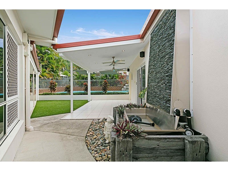 6 Clohesy Court, Kanimbla QLD 4870