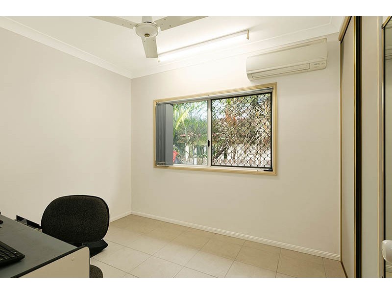 6 Clohesy Court, Kanimbla QLD 4870