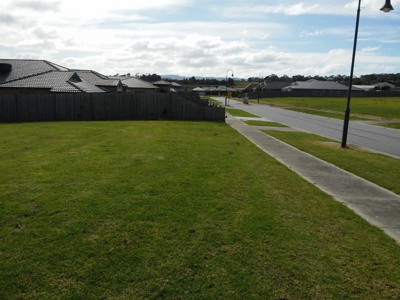4 Tara Park Close, Narre Warren North VIC 3804