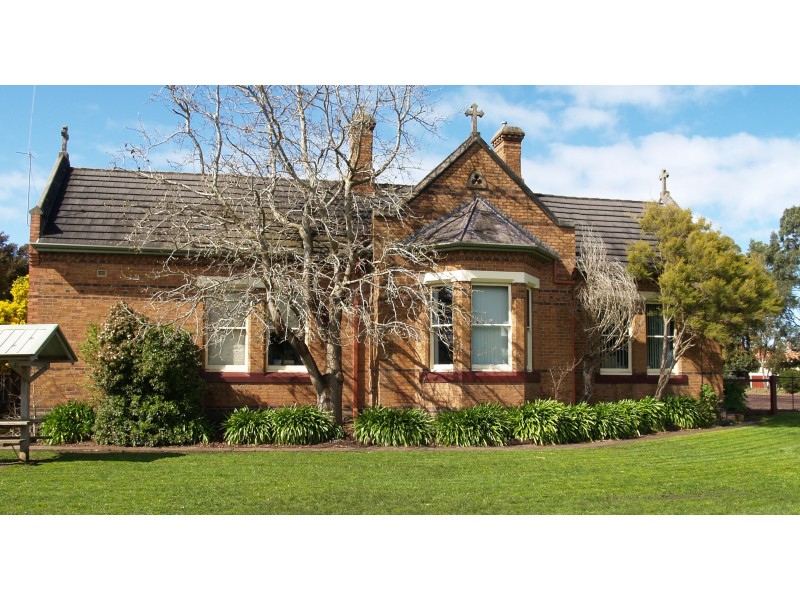 24 Pope Street, Hamilton VIC 3300