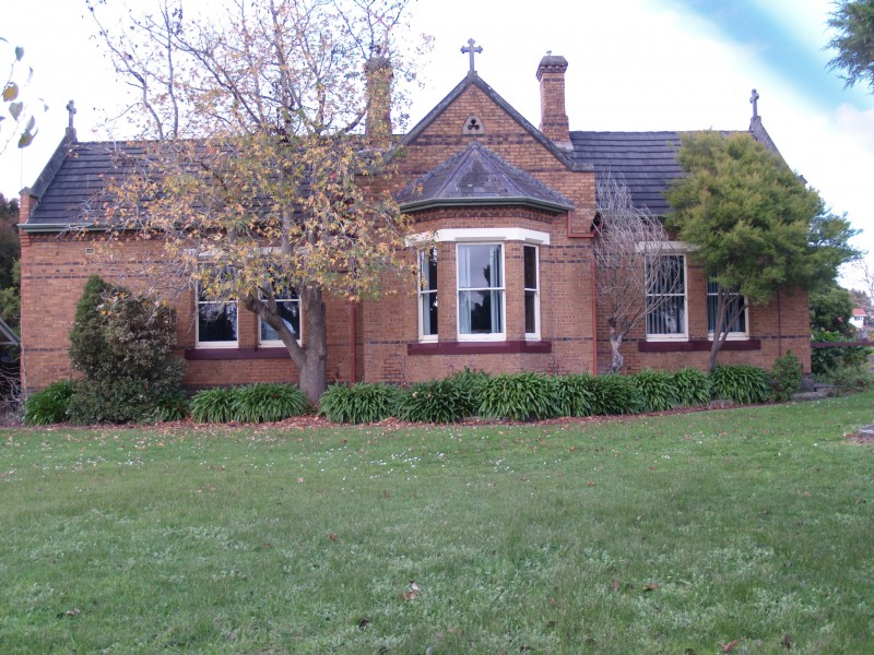 24 Pope Street, Hamilton VIC 3300