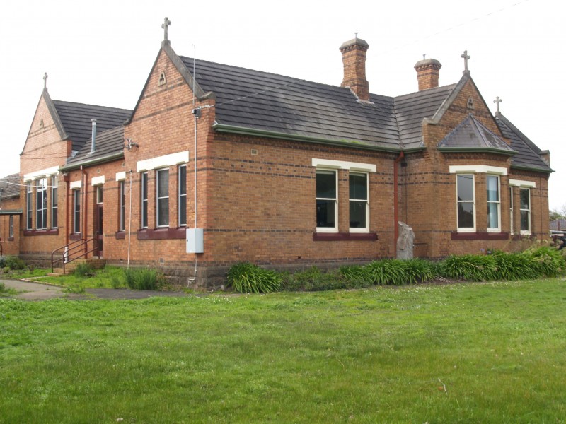 24 Pope Street, Hamilton VIC 3300