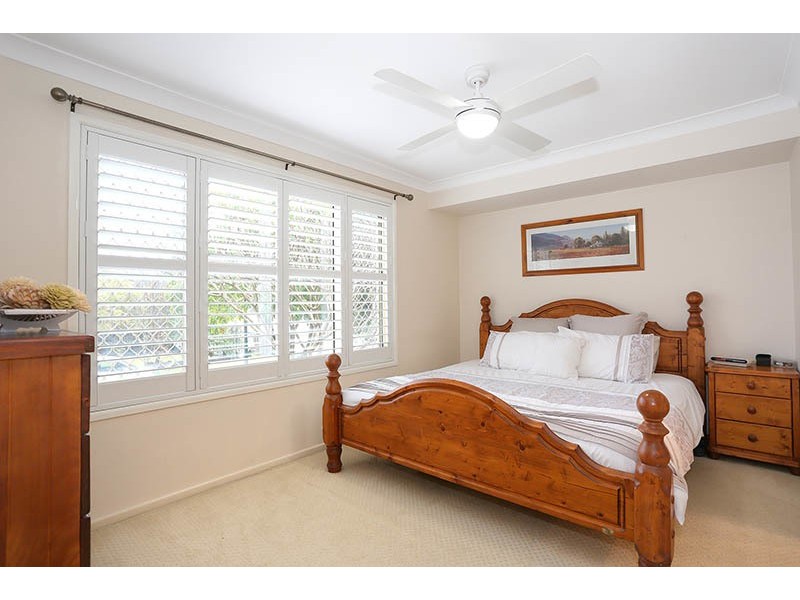 6 Shepton Crescent, Mudgeeraba QLD 4213