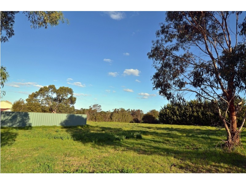 62 Beach Hill Avenue, Somers VIC 3927