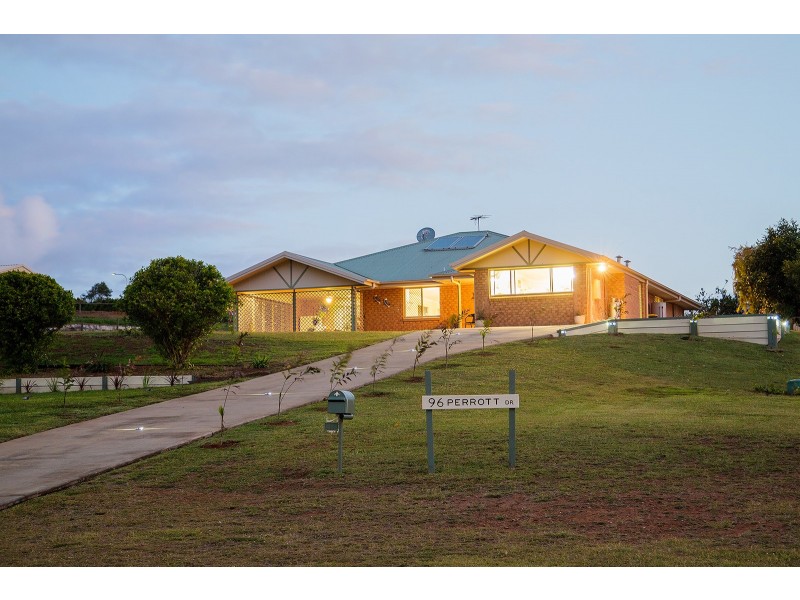 96 Perrott Drive, Rockyview QLD 4701