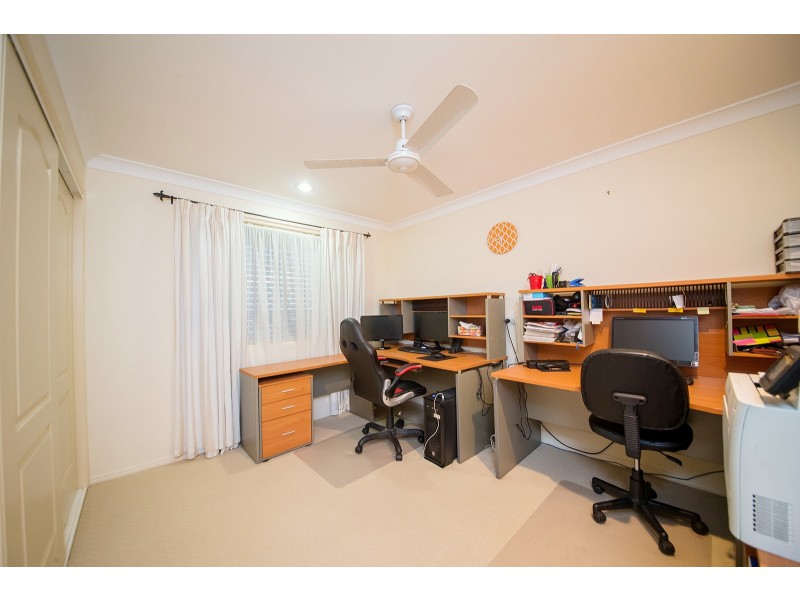 96 Perrott Drive, Rockyview QLD 4701