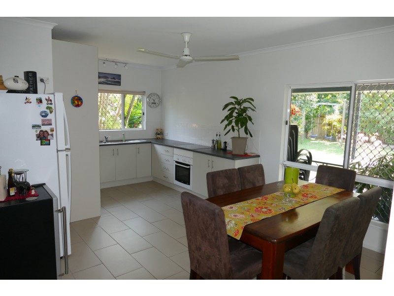 45 Bathurst Drive, Bentley Park QLD 4869