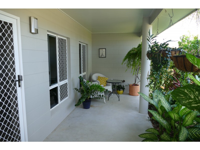 45 Bathurst Drive, Bentley Park QLD 4869