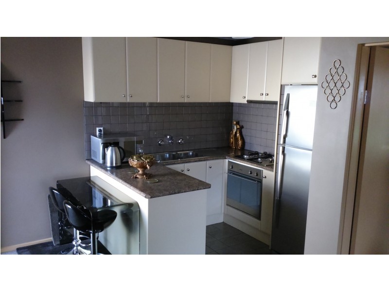 1/820 Ballarat Road, Deer Park VIC 3023