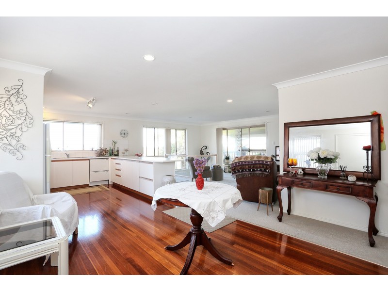 2/38 Martinelli Avenue, Banora Point NSW 2486