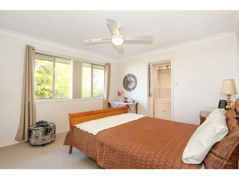 2/38 Martinelli Avenue, Banora Point NSW 2486