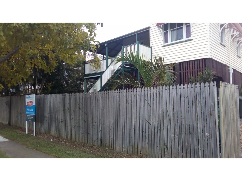 16 Park Road, Yeronga QLD 4104