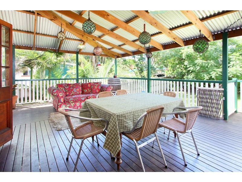 16 Park Road, Yeronga QLD 4104