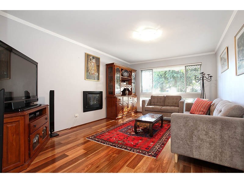10 Dalston Cr, Kardinya WA 6163