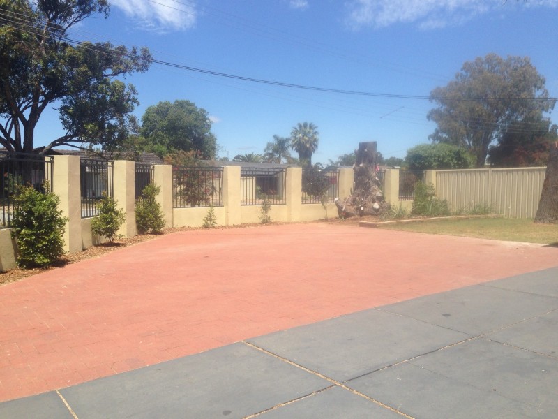 2 Cherry Way, Camillo WA 6111