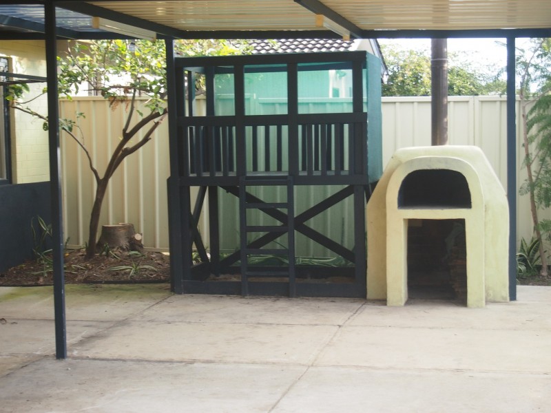 2 Cherry Way, Camillo WA 6111