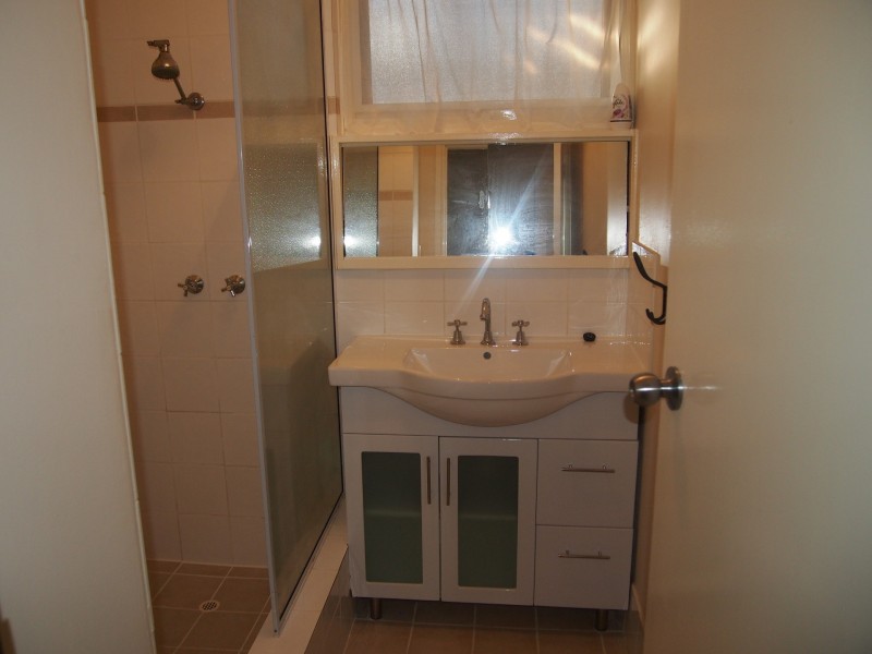 2 Cherry Way, Camillo WA 6111