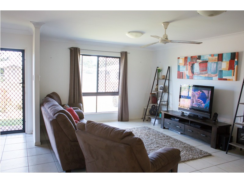 37 Noscov Cres, Kelso QLD 4815