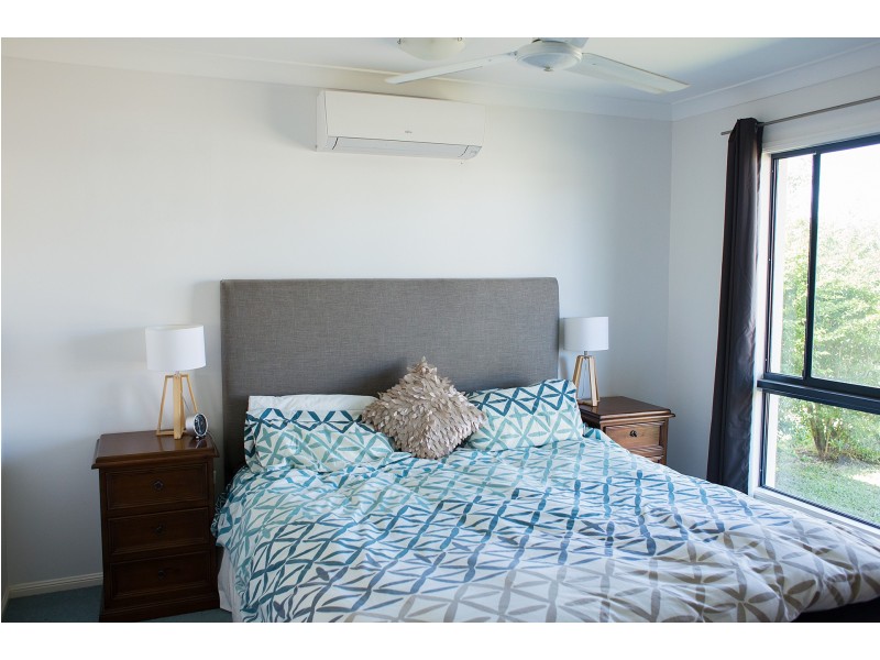 37 Noscov Cres, Kelso QLD 4815