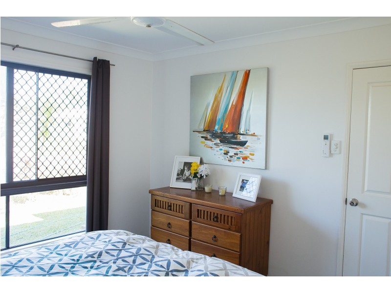 37 Noscov Cres, Kelso QLD 4815