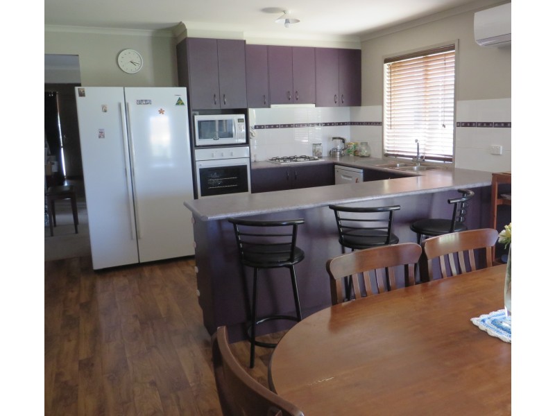 8 Black Street, Katandra West VIC 3634