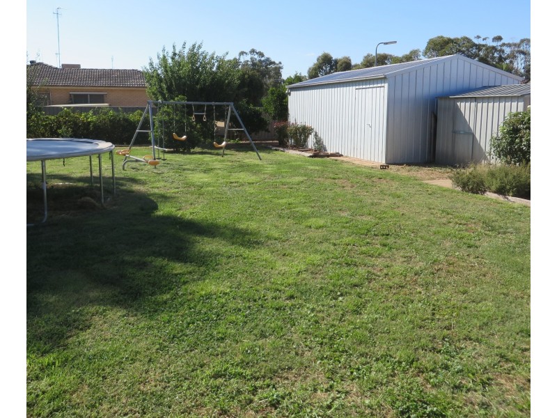 8 Black Street, Katandra West VIC 3634