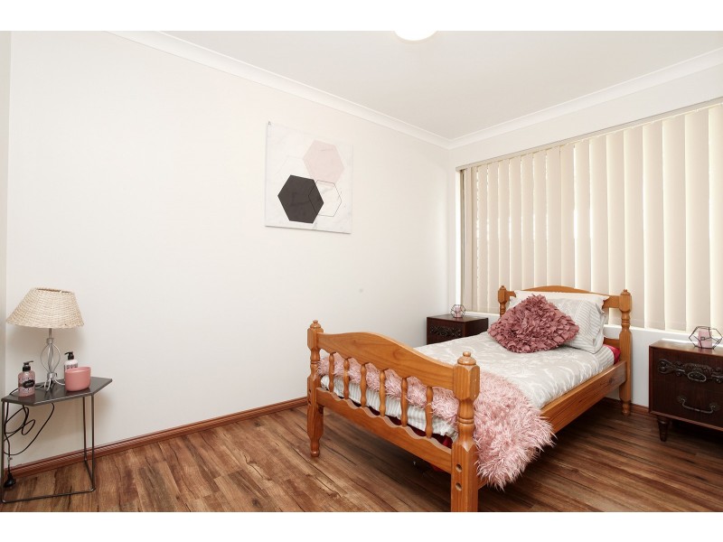 7 Sherlock Court, Waikiki WA 6169