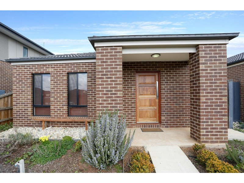 3 Hinkley Place, Werribee VIC 3030