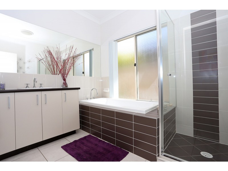 32 Langer Circuit, North Lakes QLD 4509