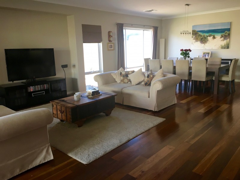 11 Laverstock Street, South Guildford WA 6055