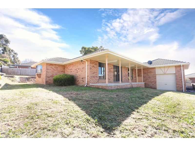 4 Benjamin Court, Wallan VIC 3756