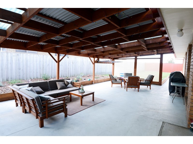 5 Burnside Street, Moe VIC 3825