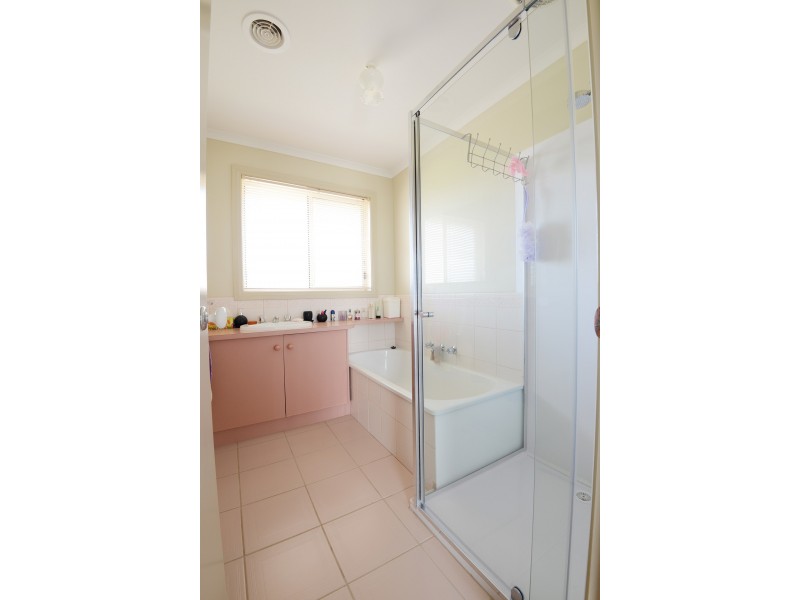 5 Burnside Street, Moe VIC 3825