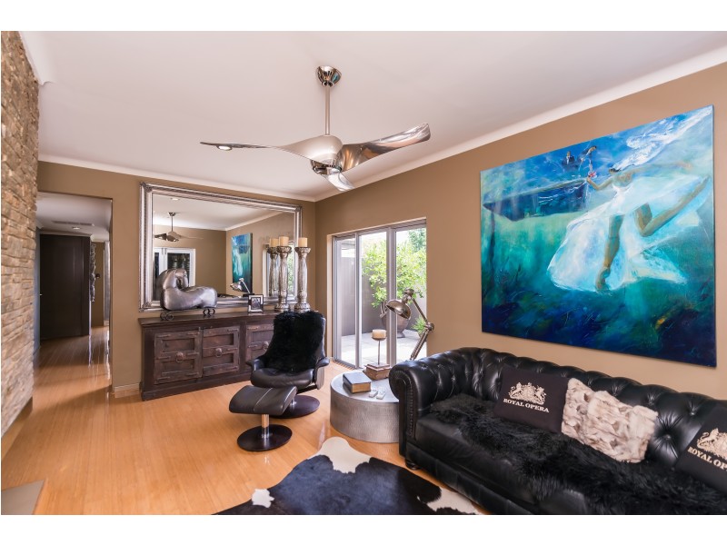 33 Hayes Avenue, Yokine WA 6060