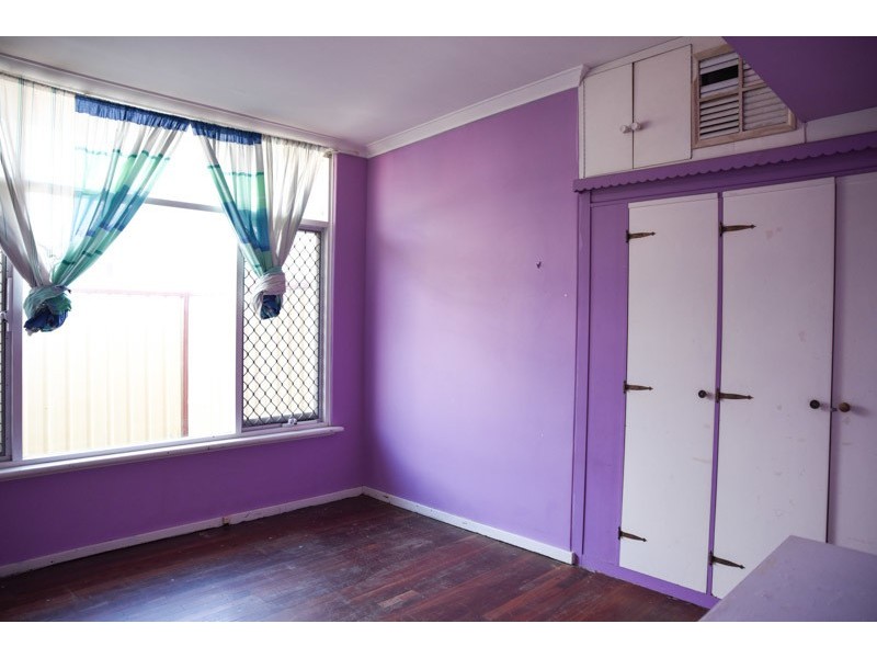 22 Clovelly Cresent, Lynwood WA 6147