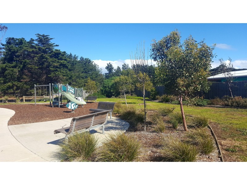 26 Grieve Avenue, Indented Head VIC 3223