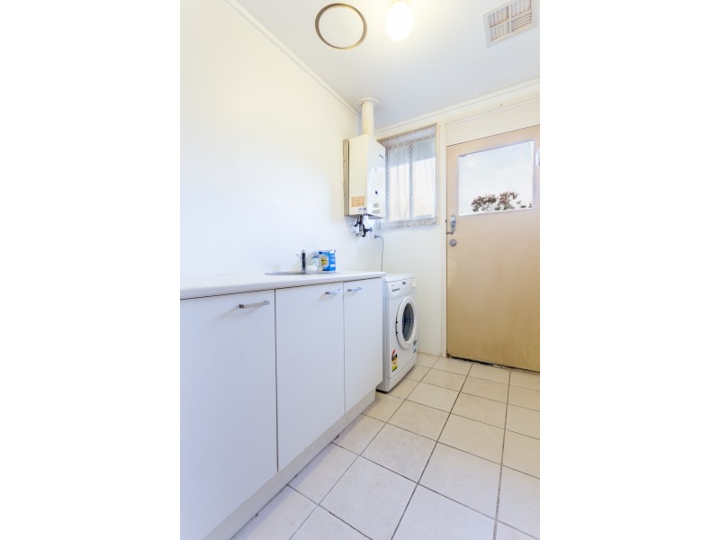 6 Hunsford Ave, Notting Hill VIC 3168