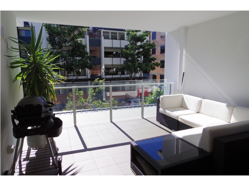 105/113  Commercial Road, Teneriffe QLD 4005