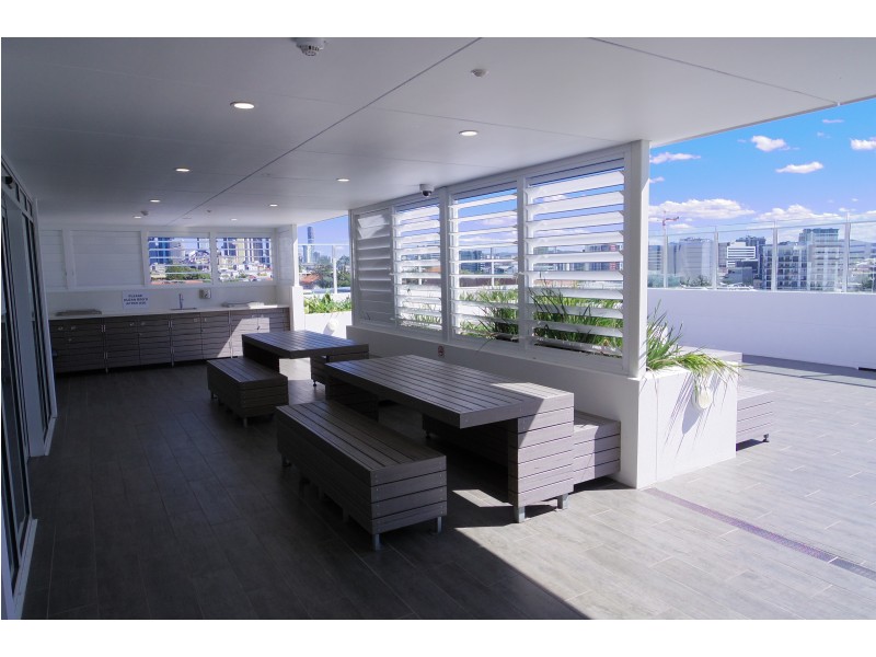 105/113  Commercial Road, Teneriffe QLD 4005