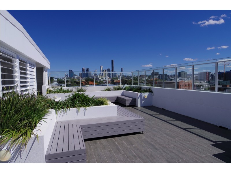 105/113  Commercial Road, Teneriffe QLD 4005